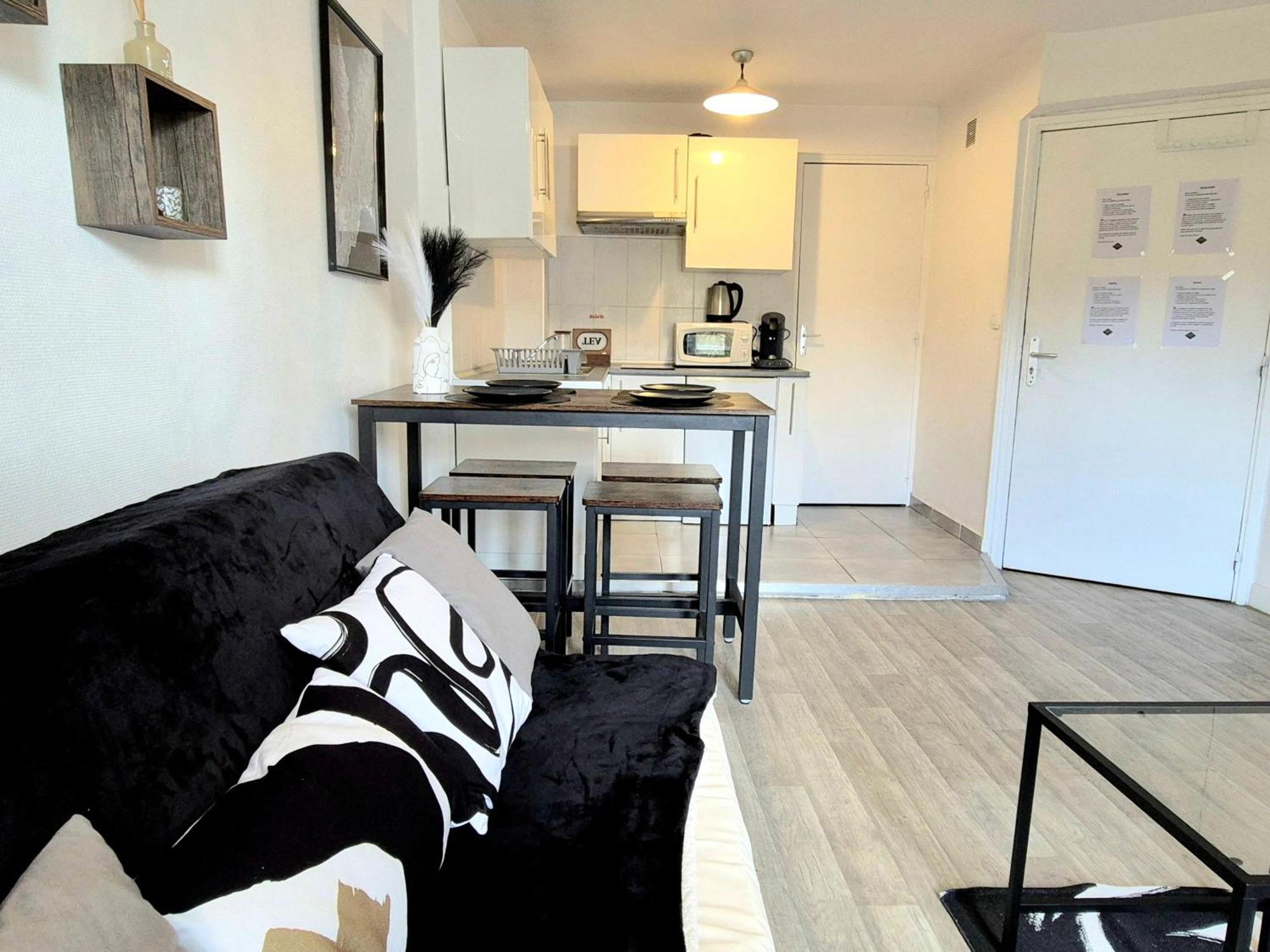 L'Atelier-T2 Proche Du Centre-Wifi-Parking Apartment Lourdes Exterior photo